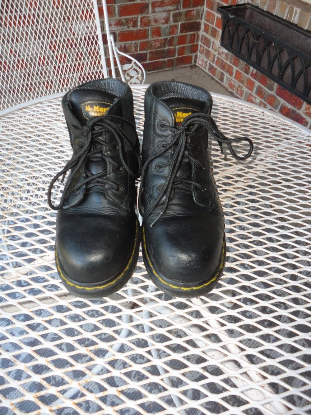 DR MARTENS Women's Black Lace Up Leather Steel Toe Safety Boots Size 8
